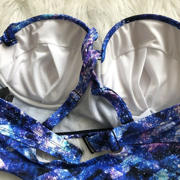 Torrid Size 1 Space Geo Print Bikini Top 14 / 16 - Picture 10 of 10
